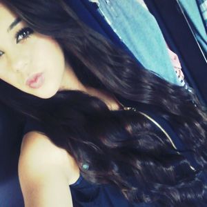 Meet your Posher, Esmeralda